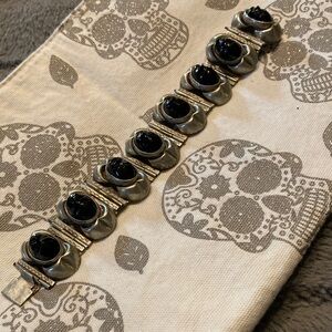 Elegant Black and Silver Bracelet